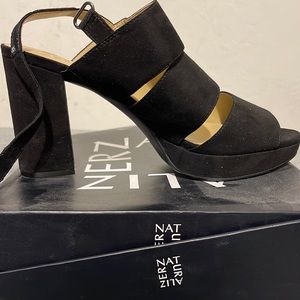 Womens size 10 straps black heels